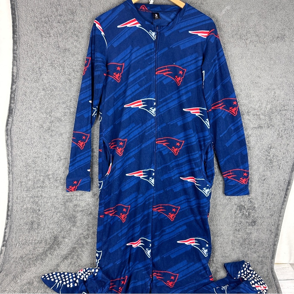NFL New England Patriots Zip Up Fleece One Piece Pajama Union Suit Adult Small